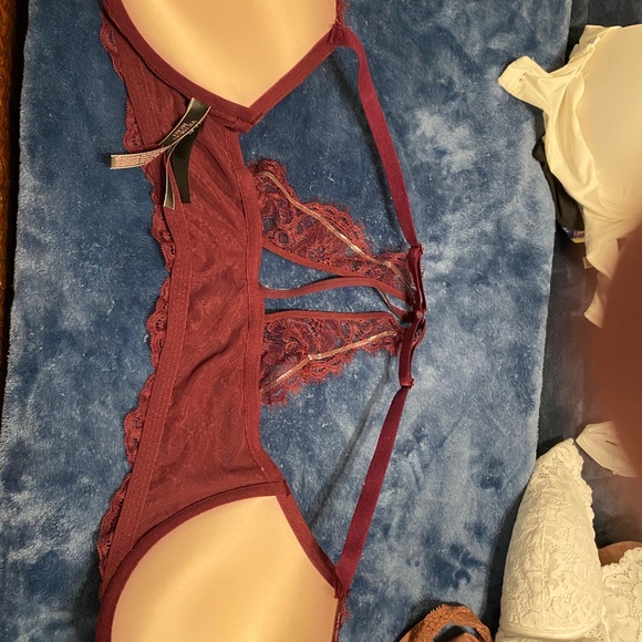 Victoria Secret front closure underwire Bra size 36DD NWT - Picture 4 of 4